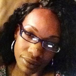 Meet your Posher, Elaine